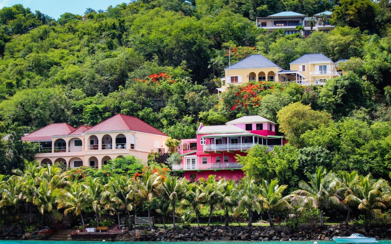 Honest Pros and Cons of Living in Tortola