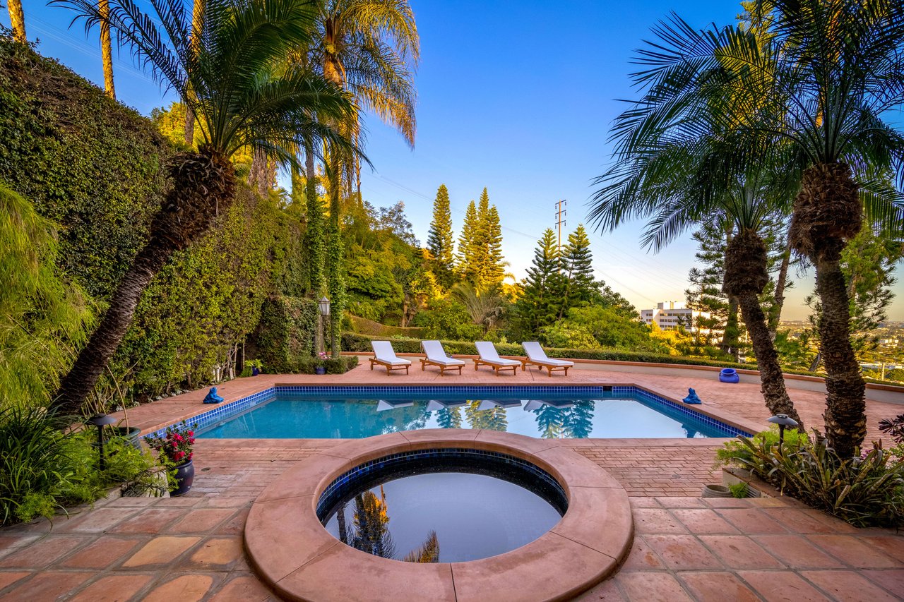 Tranquil Oasis
