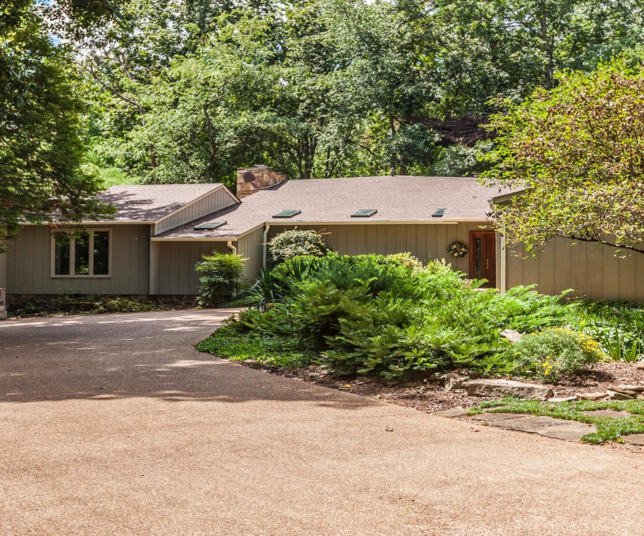 Carolyn Acres