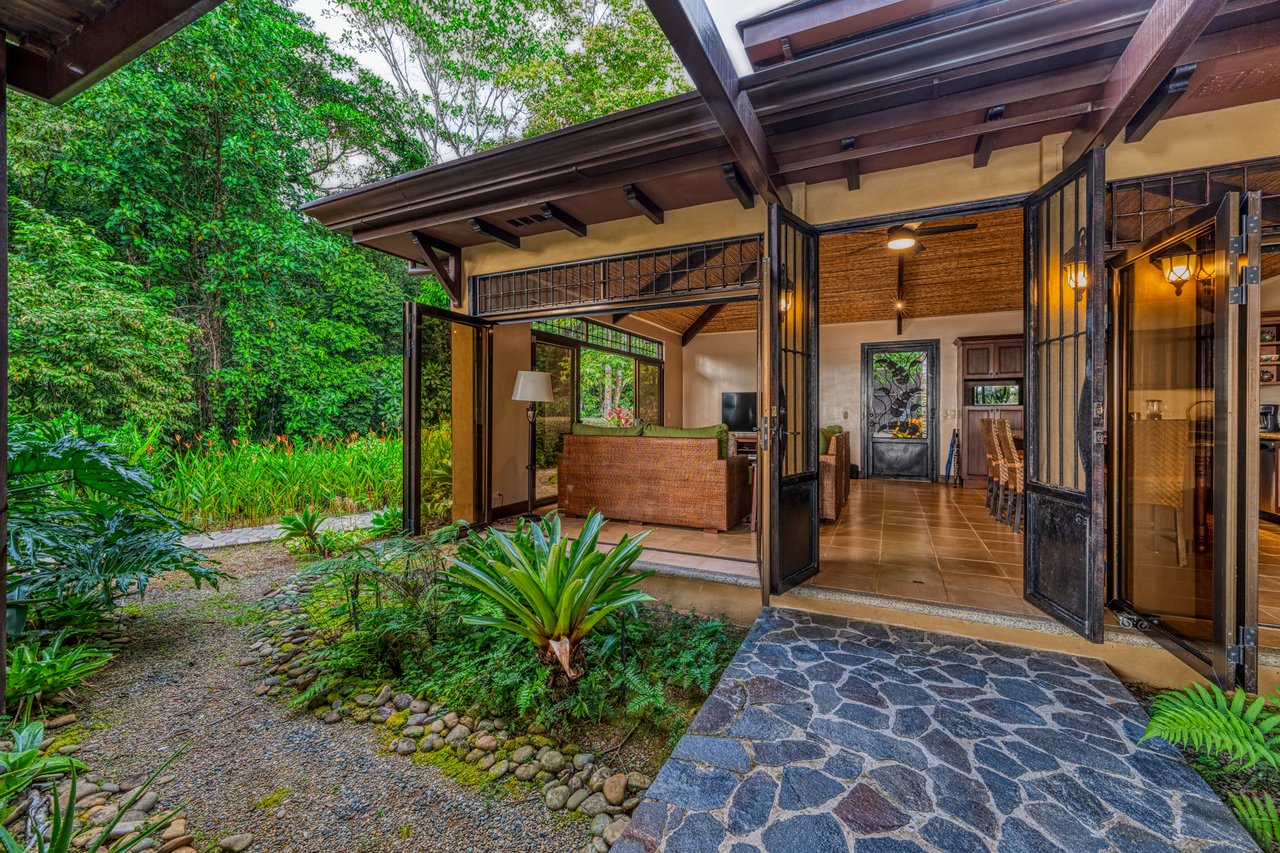 Own Your Piece of Costa Rican Paradise