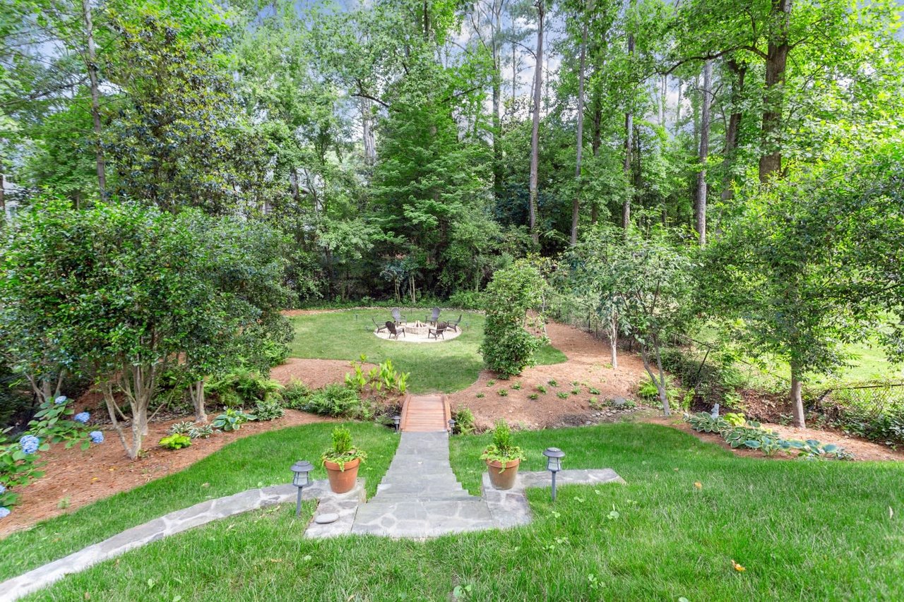What is the hottest thing selling in Atlanta's luxury real estate market right now?