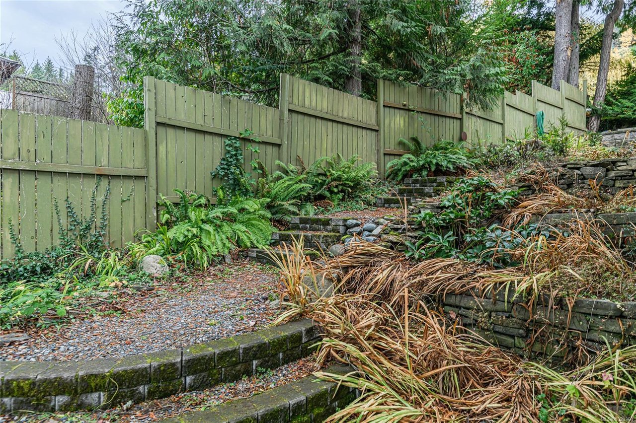 140 Mt. Baker Cres