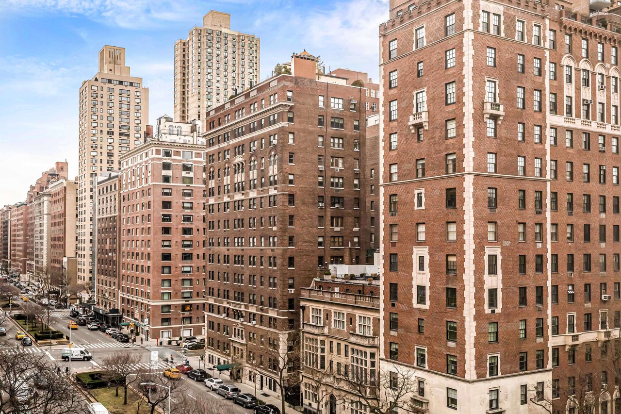 1010 Park Avenue