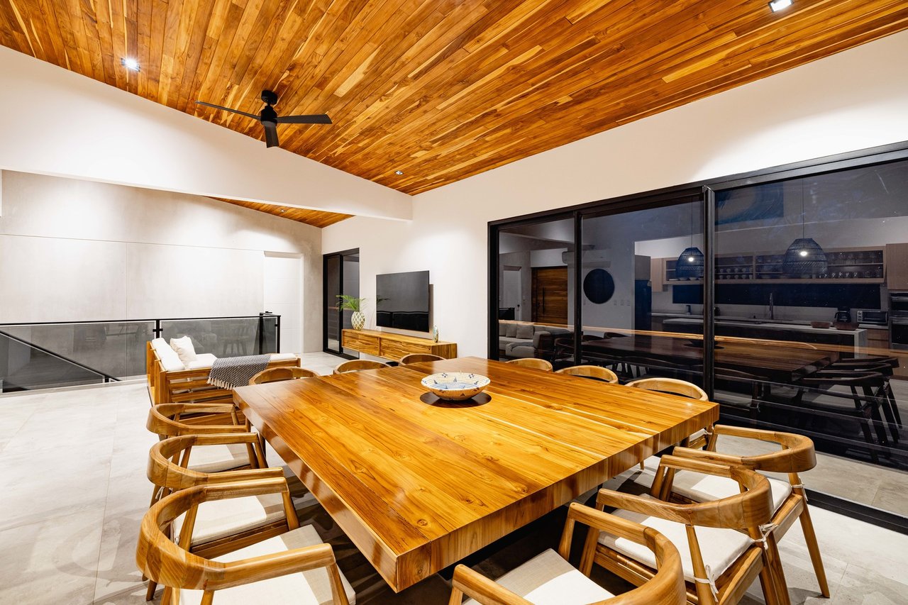 Contemporary Pool Residence, Tamarindo, Guanacaste