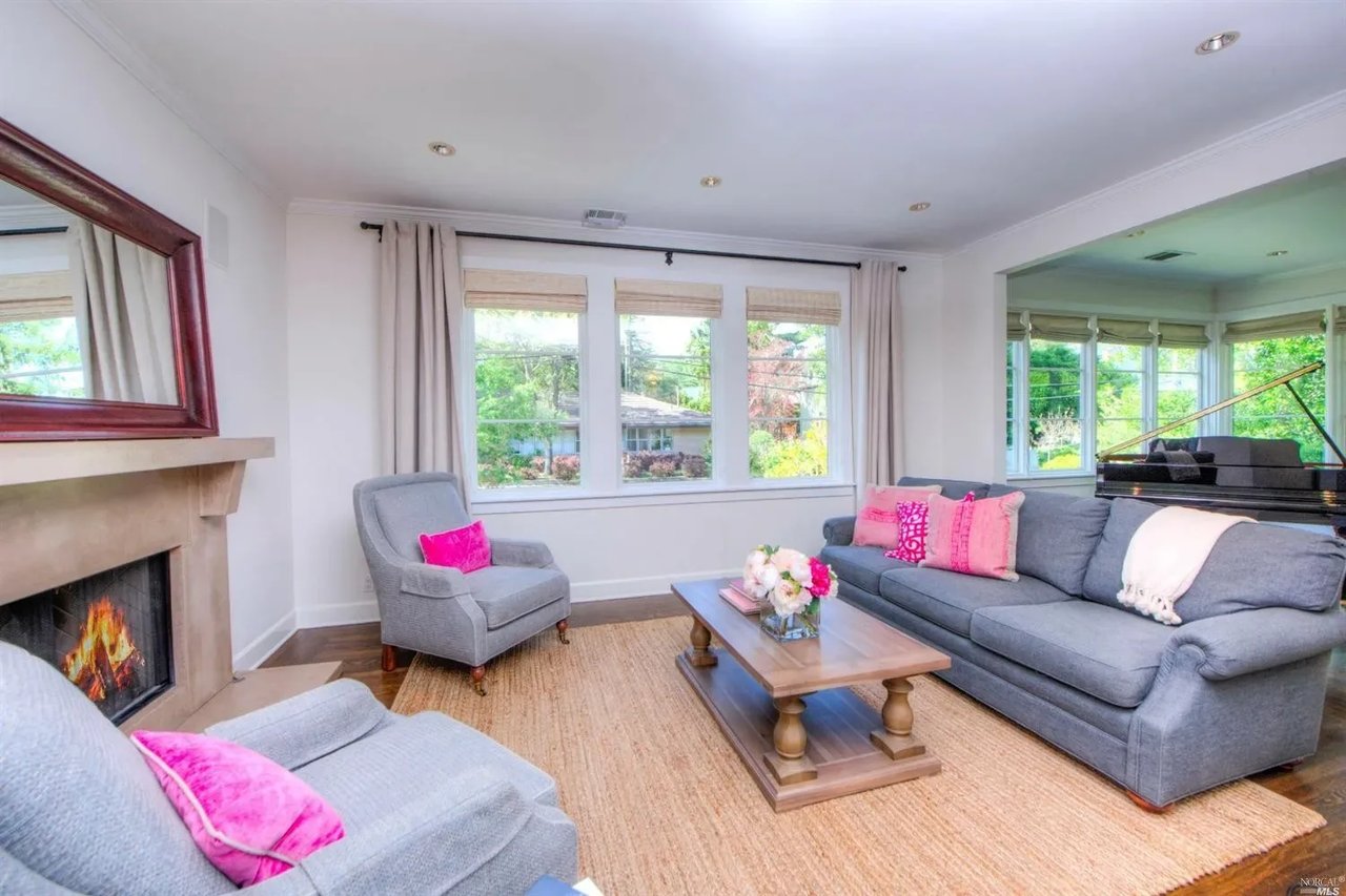 105 Bolinas Ave