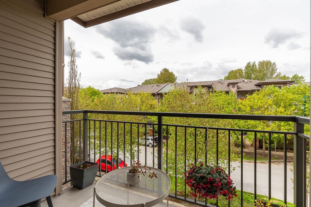 301-701 Klahanie Drive, Port Moody