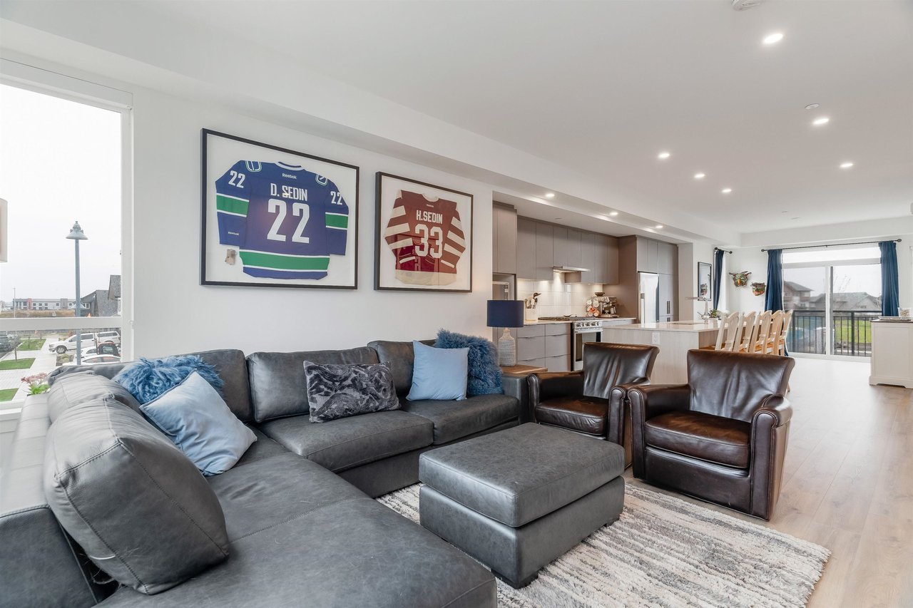 1-4292 Wolf Wy