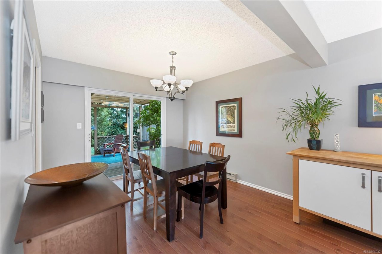 7639 Sigmar Pl