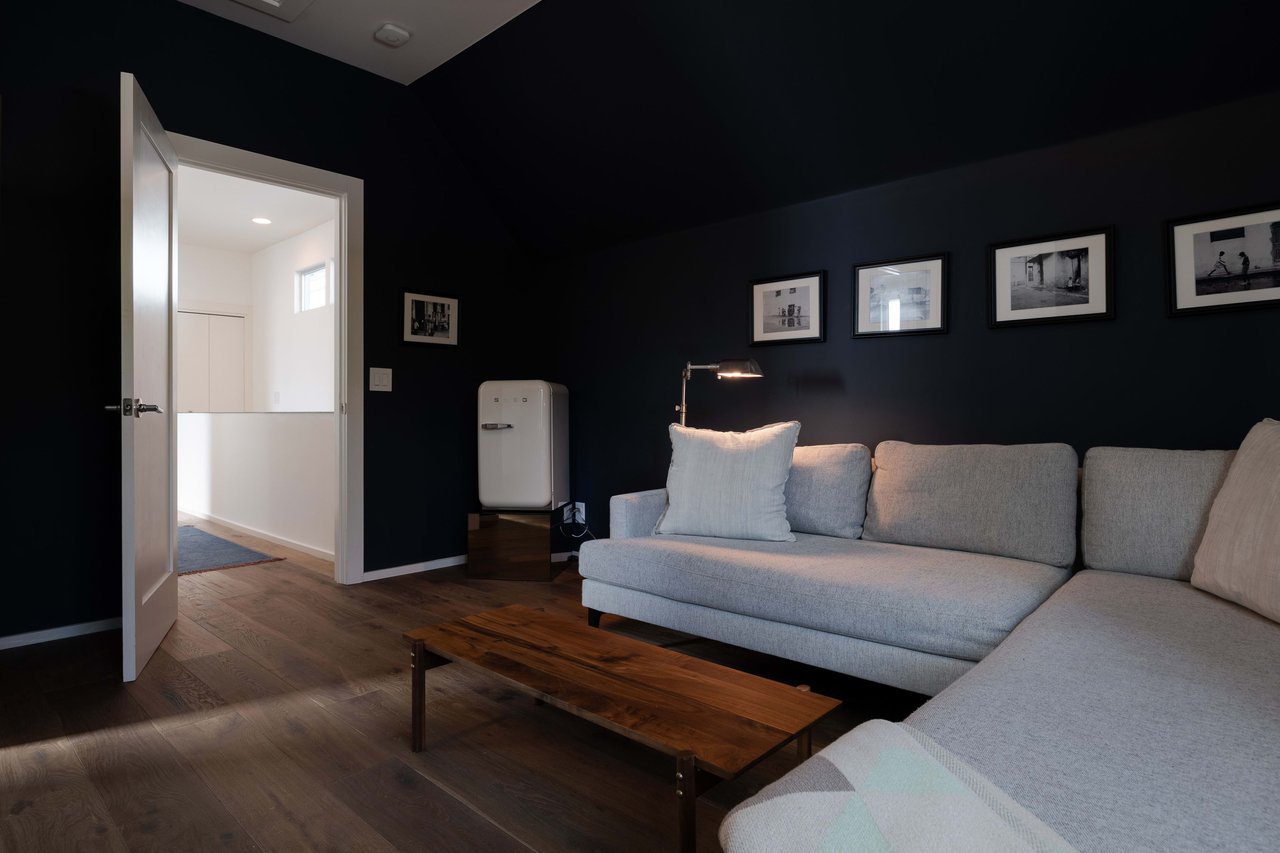 608 W Annie St # B