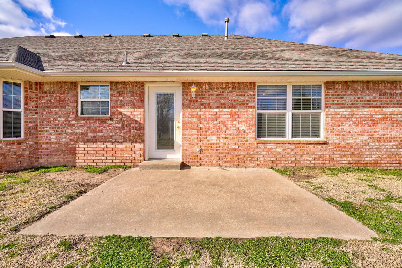 109 Siara Dr