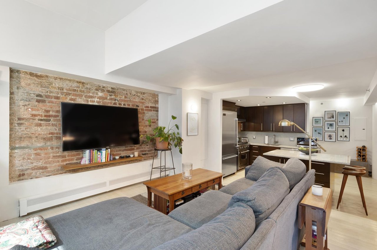 88 Jane Street, Apt 1-RW