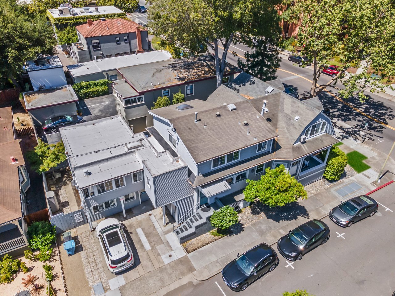 Prestigious Downtown Palo Alto Office/Residential Building For Sale