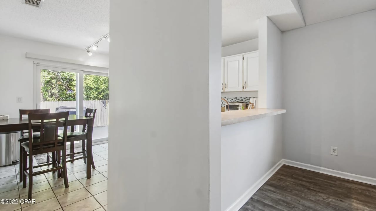 6605 LAKE JOANNA Circle