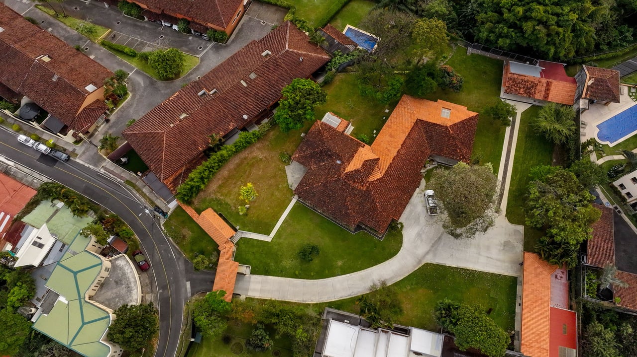 Private Gated Guest House Estate, Escazu, San Jose