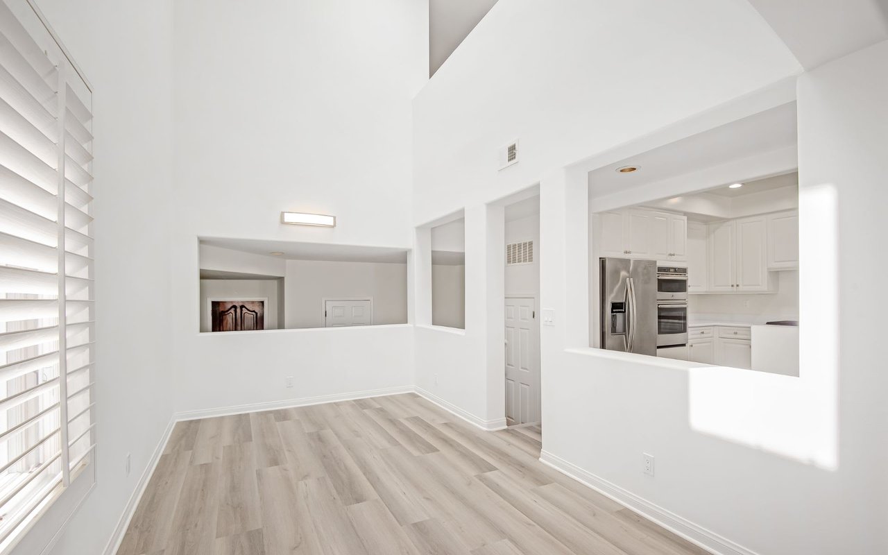 6435 Zumirez Dr # 12