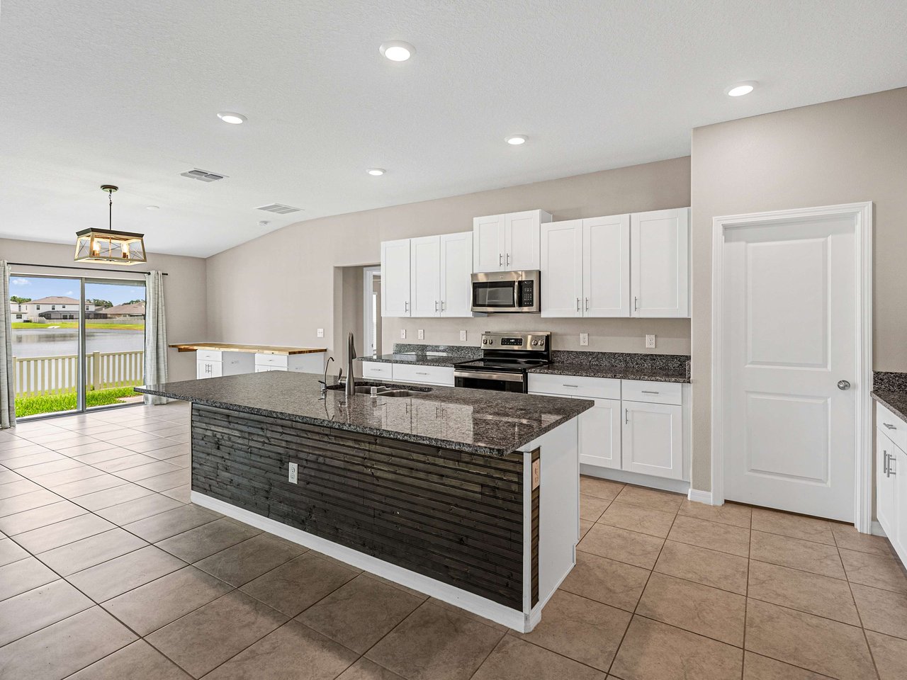 5474 LESLIE CANYON DR