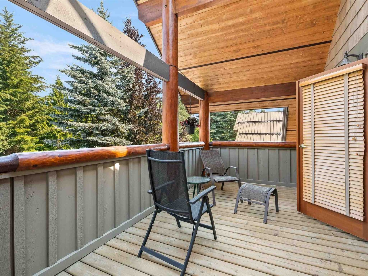 8162 Muirfield Cres