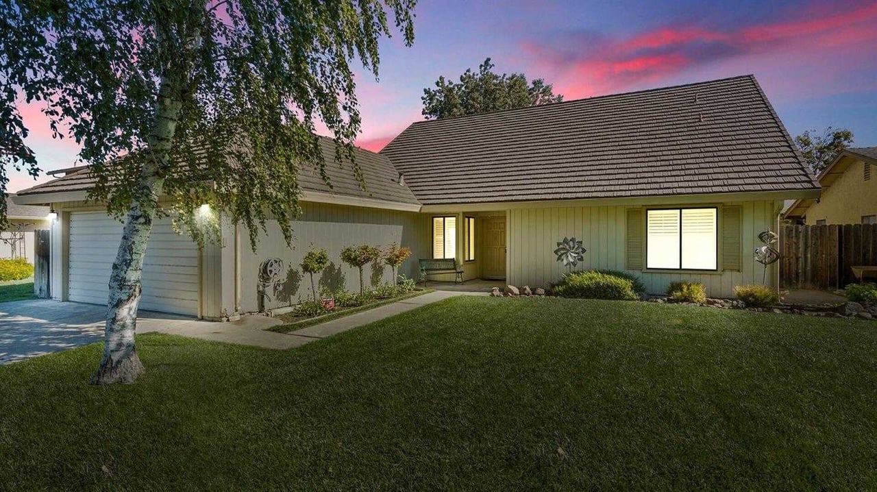 9860 Country Meadow Drive