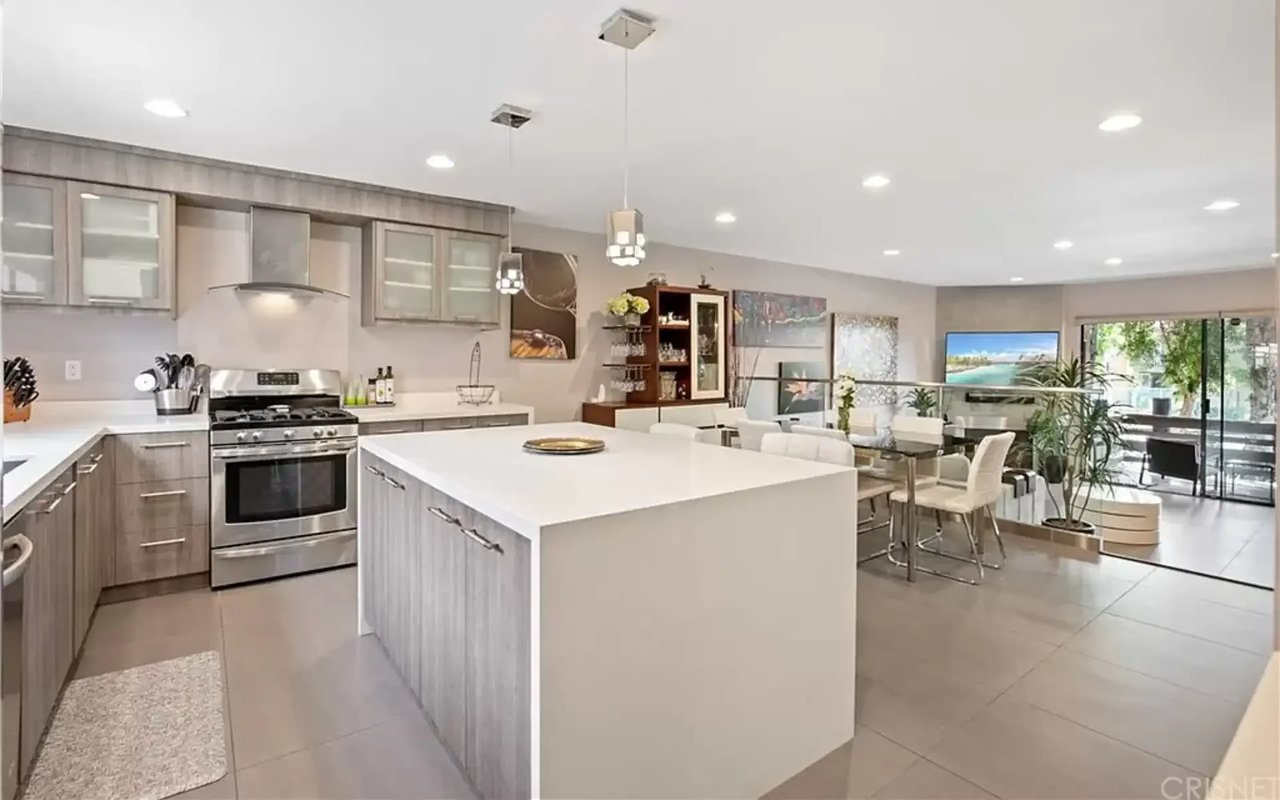 Woodland Hills, California
