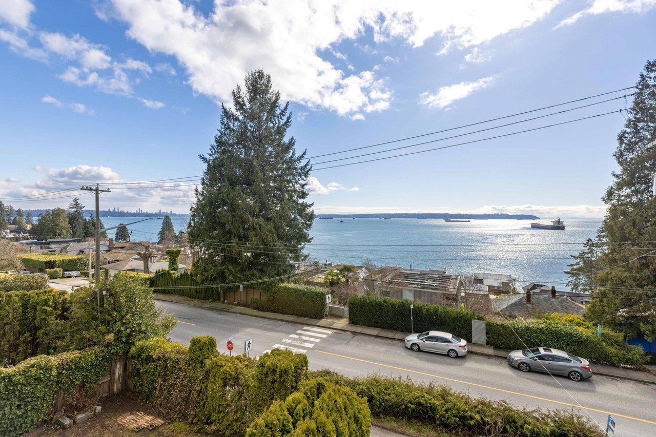 3379 Marine Dr