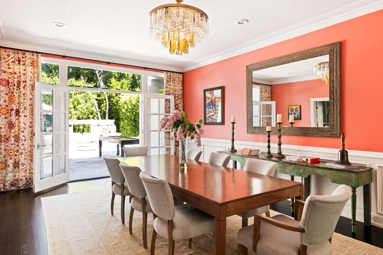 16659 Ashley Oaks, Encino
