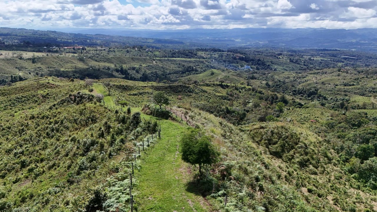 River and Waterfall Ranch, Perez Zeledon, San Jose