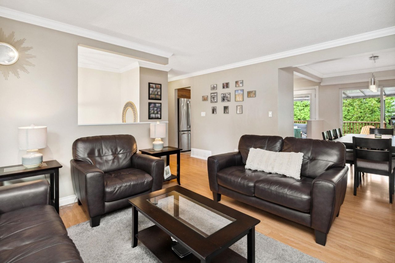 11293 78 Ave