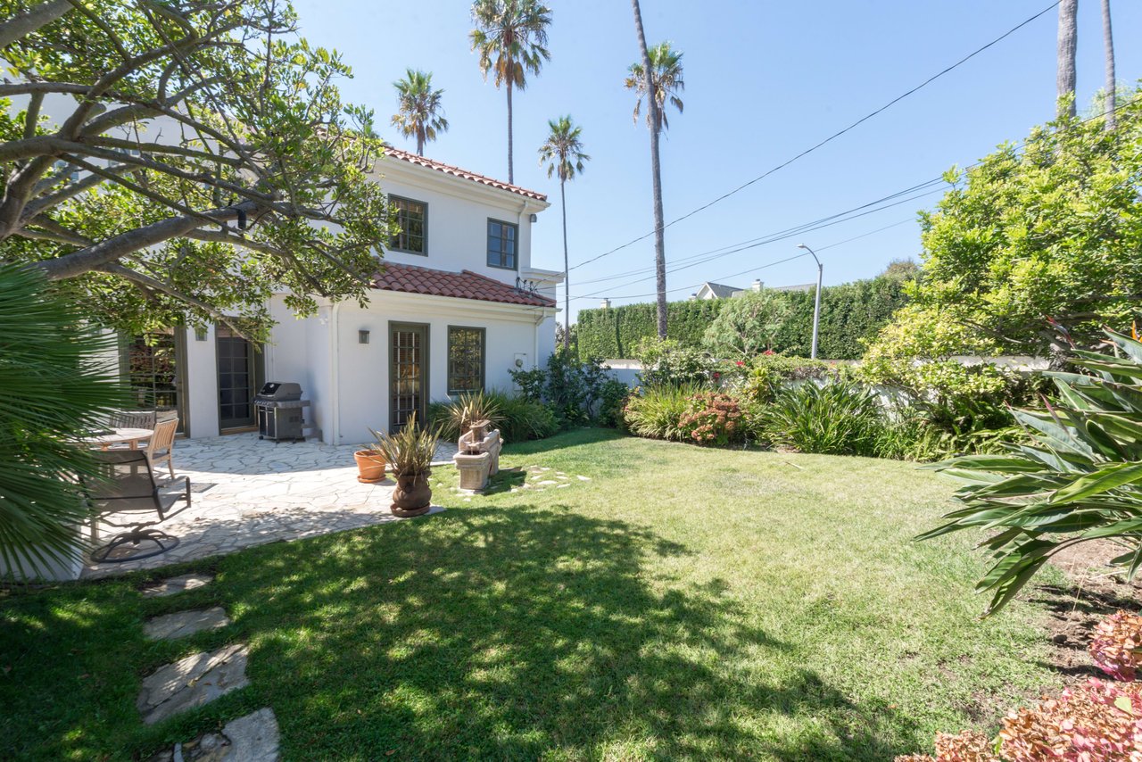 1208 Marguerita Ave