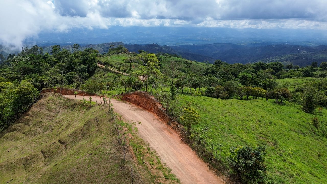 Ocean, Mountain and waterfall View Lot