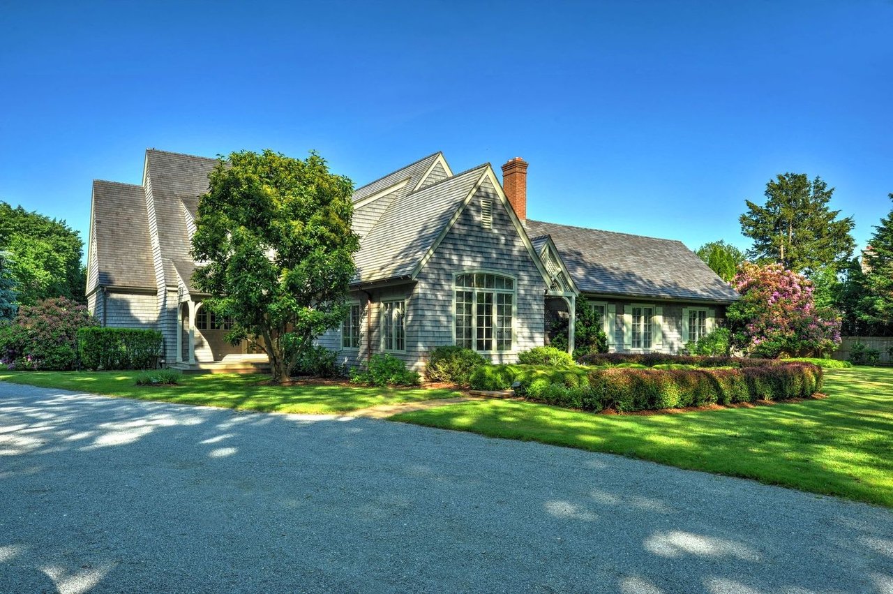 FURTHER LANE ESTATE SECTION, EAST HAMPTON SUMMER RENTAL