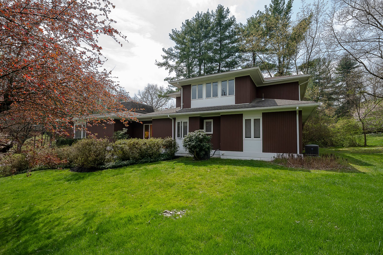 Modern Single Family Home 