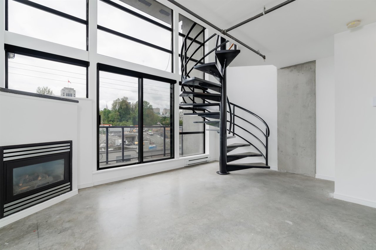 517-428 W 8th Ave