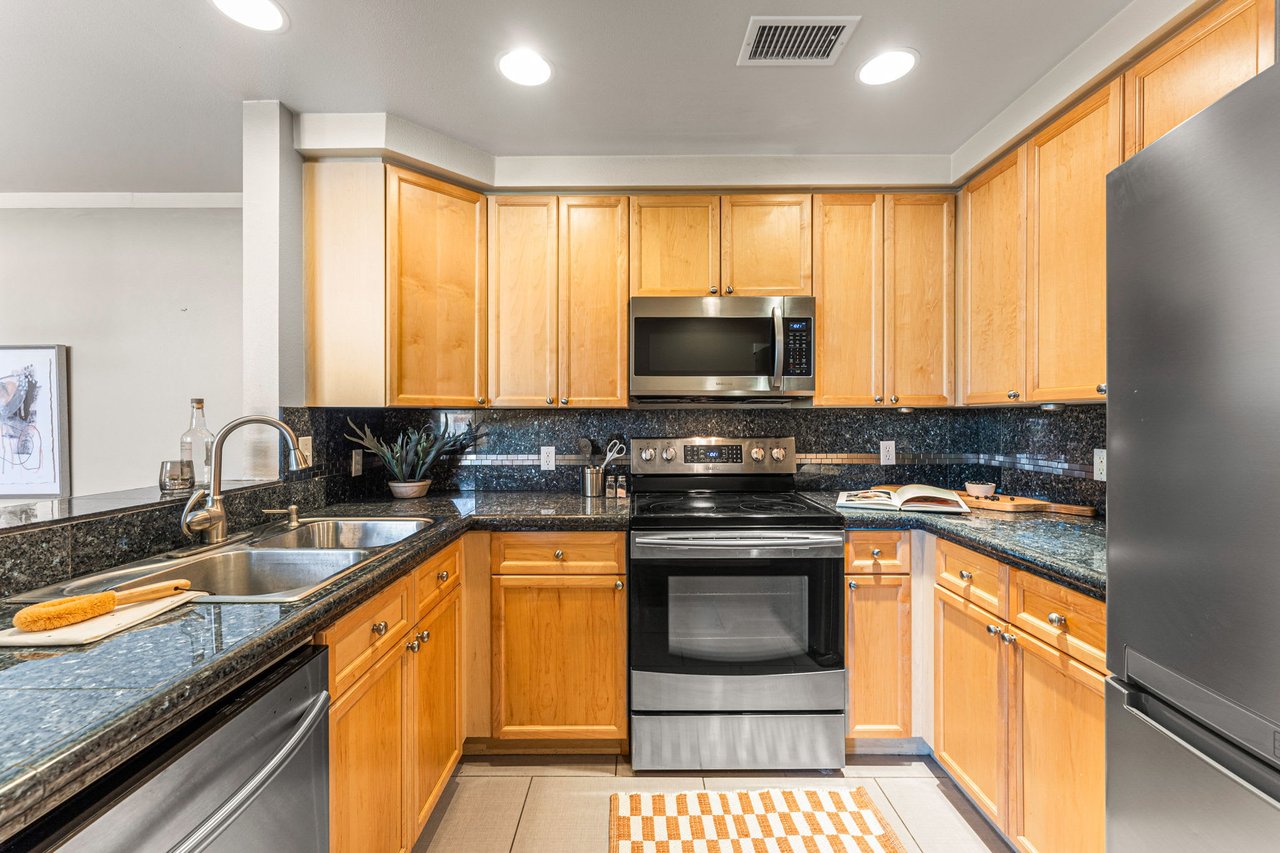 2808 Syracuse Street Unit 216