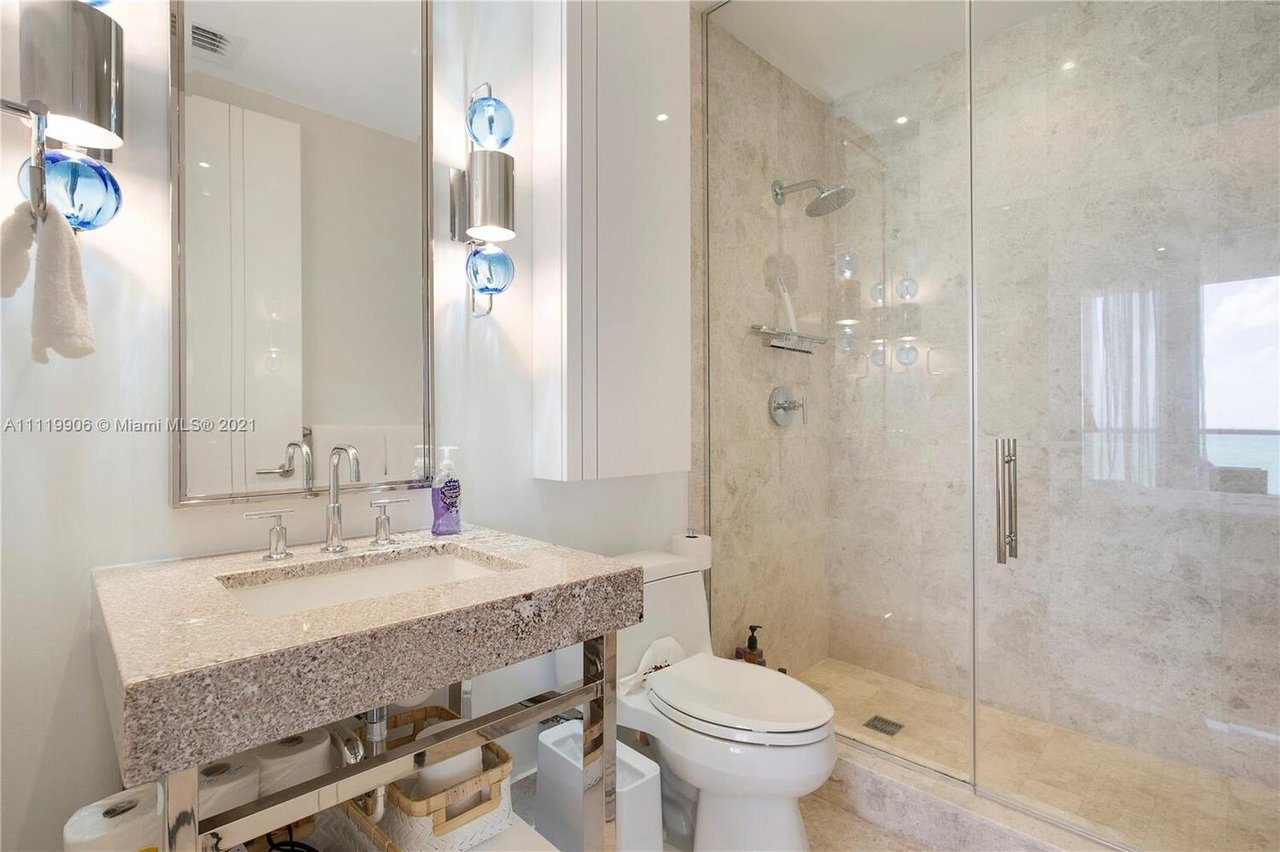 9705 Collins Ave, #1403N