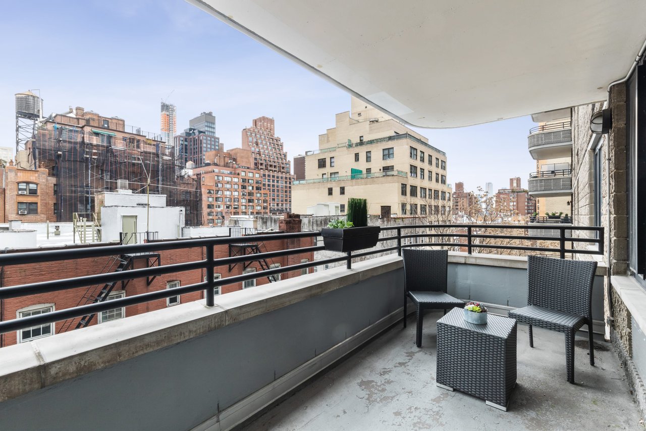 309 East 49th Street, Unit 9C