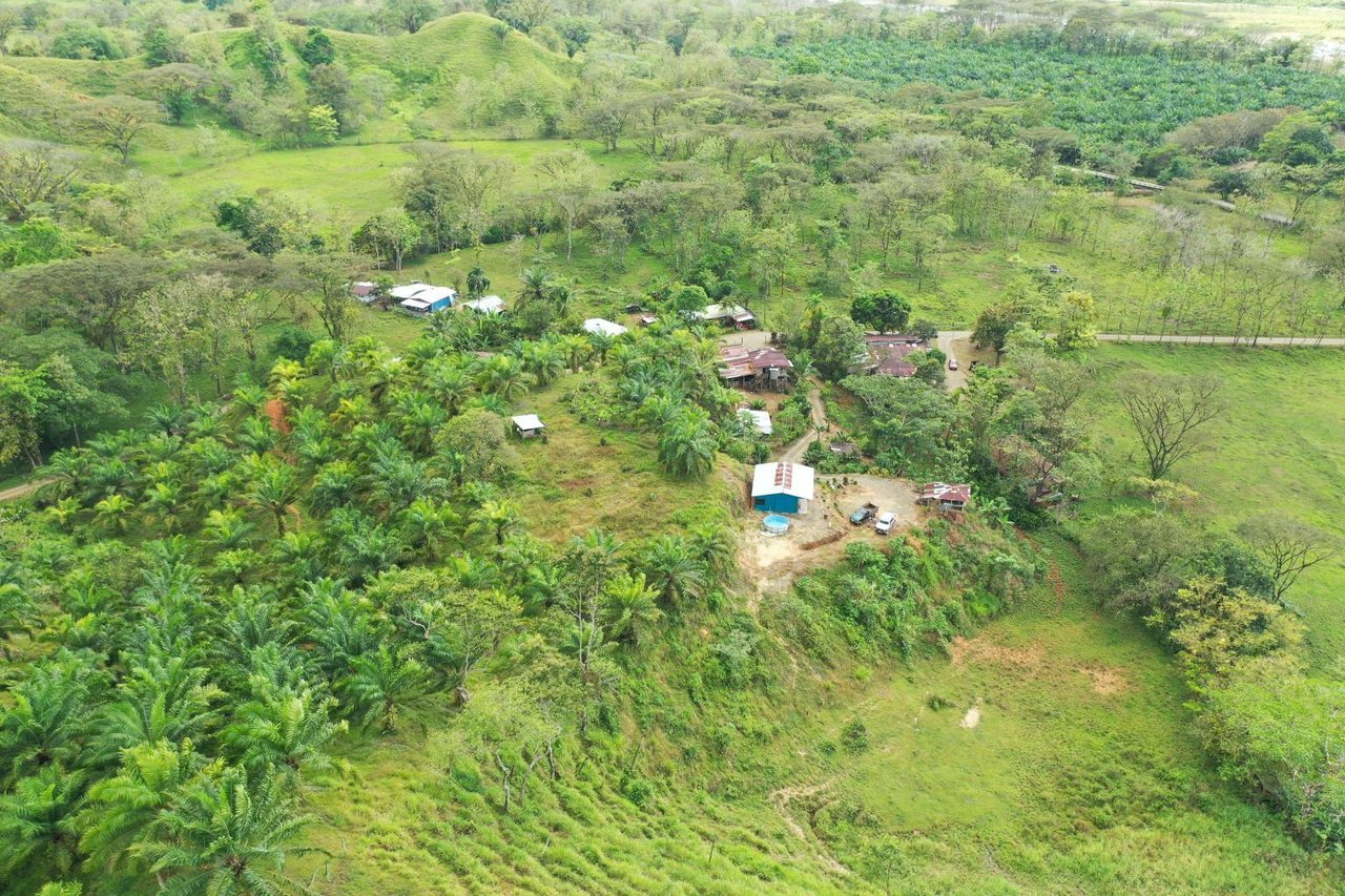 Ocean view land 286 acres near Quepos