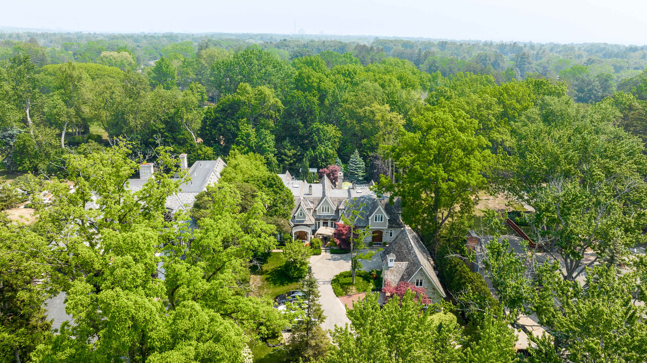 Ranch Inspired Estate in Oakville 