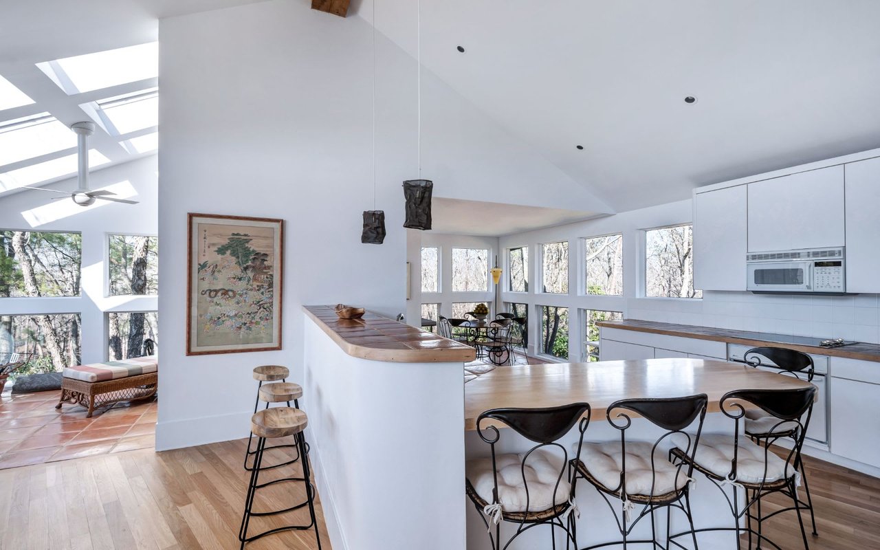 14 Water Mill Heights Dr