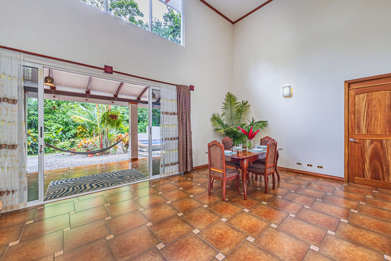 "Happy Daze" Home in Uvita 3 Bed, 3 bath & Pool