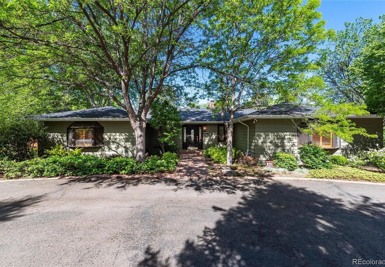 8 Meadowview Lane