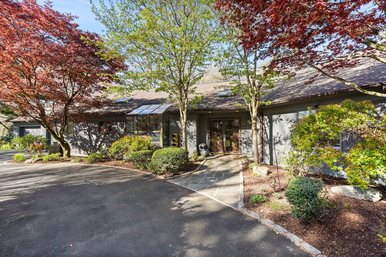 house-flipping-stamford-realtors-staci-zampa-team