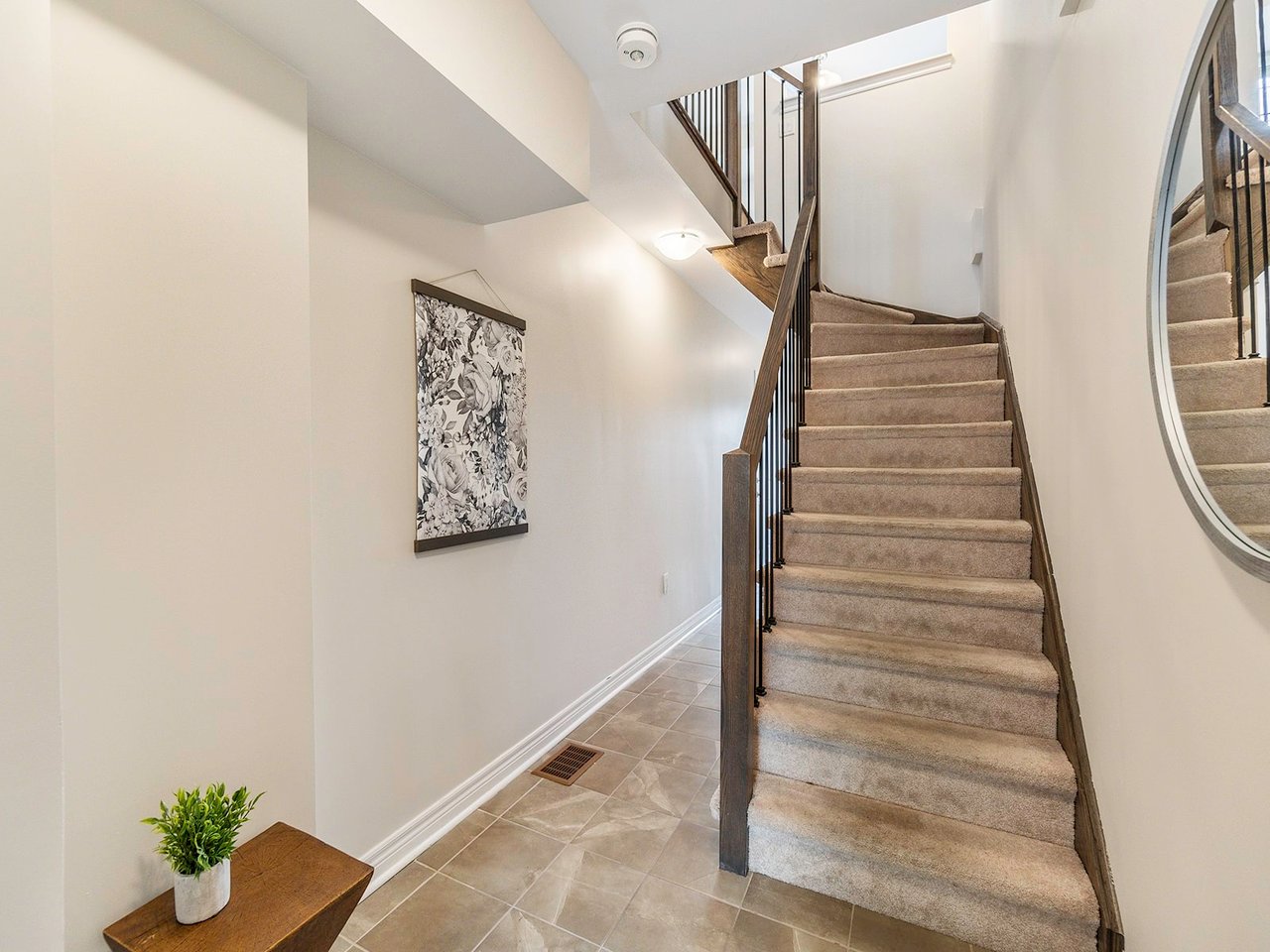 2280 BARONWOOD Drive Unit# 83