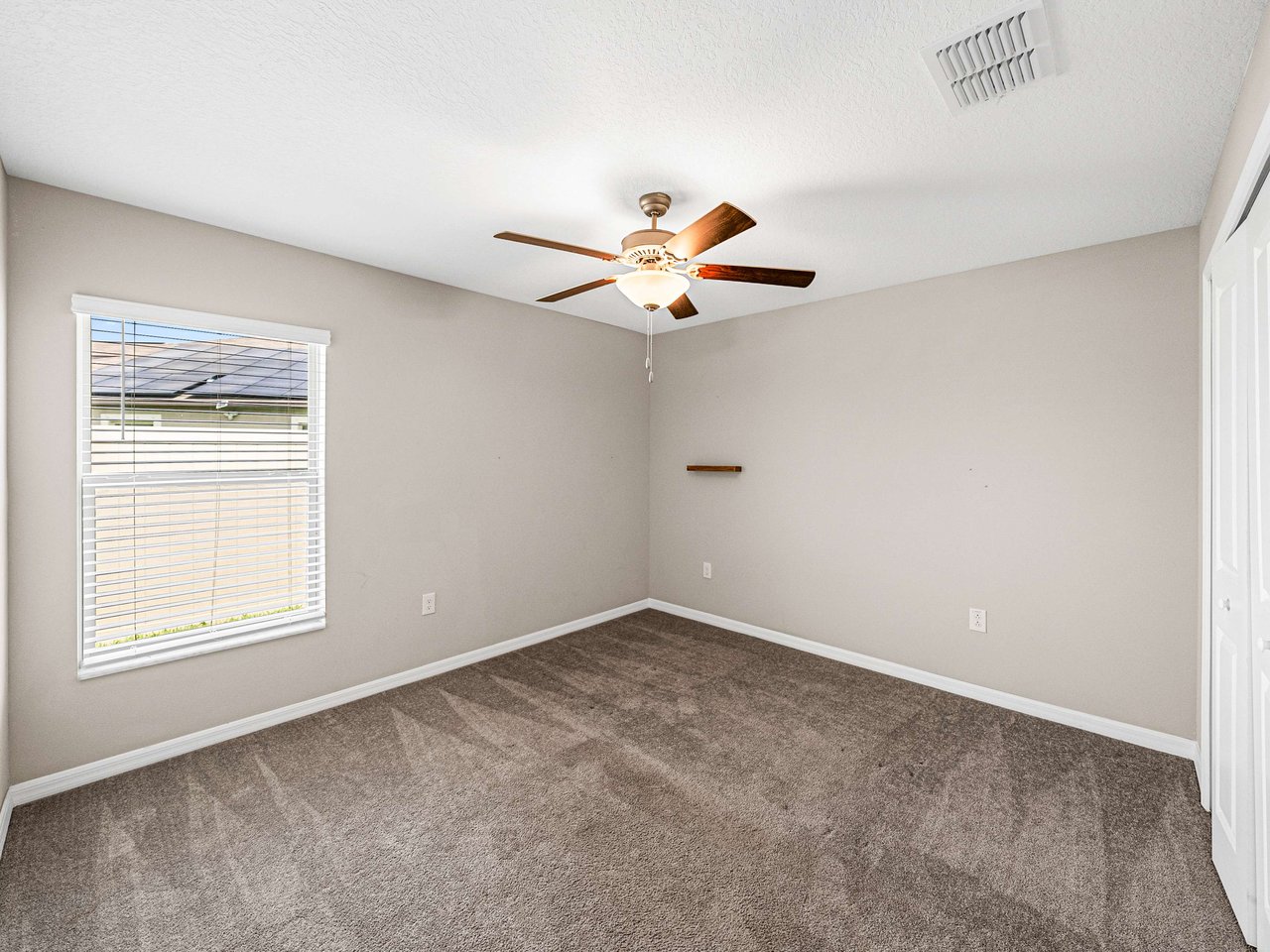 5474 LESLIE CANYON DR
