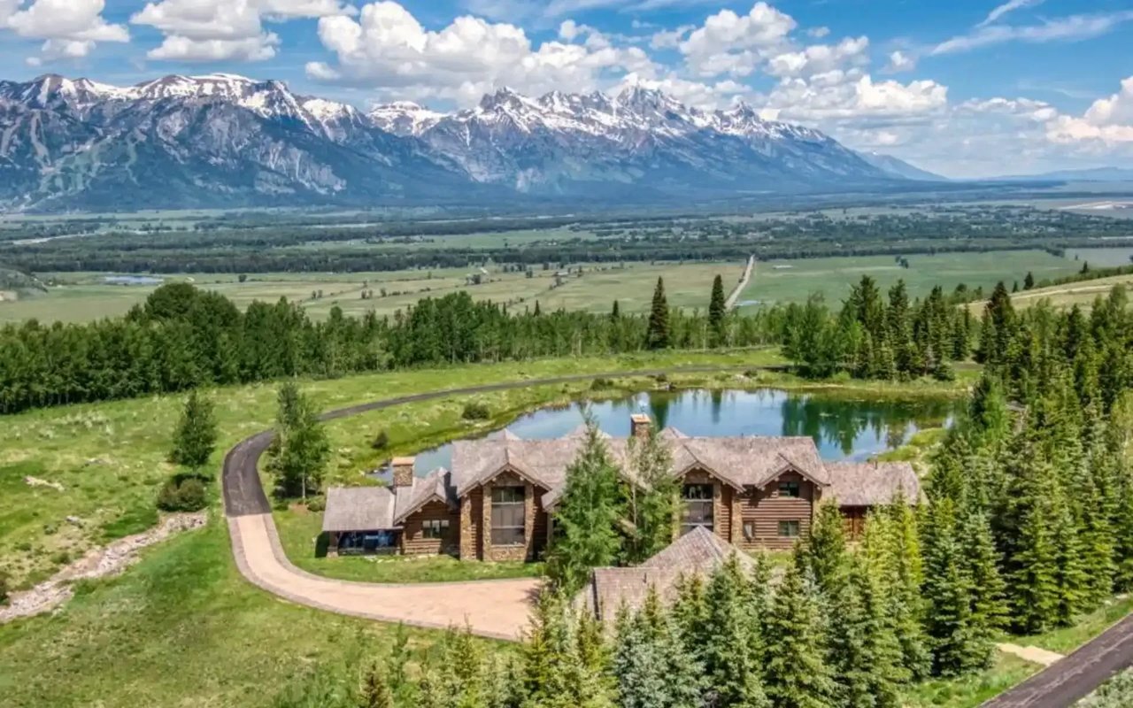 The Wealthy Are Moving to These 5 U.S. Mountain Towns