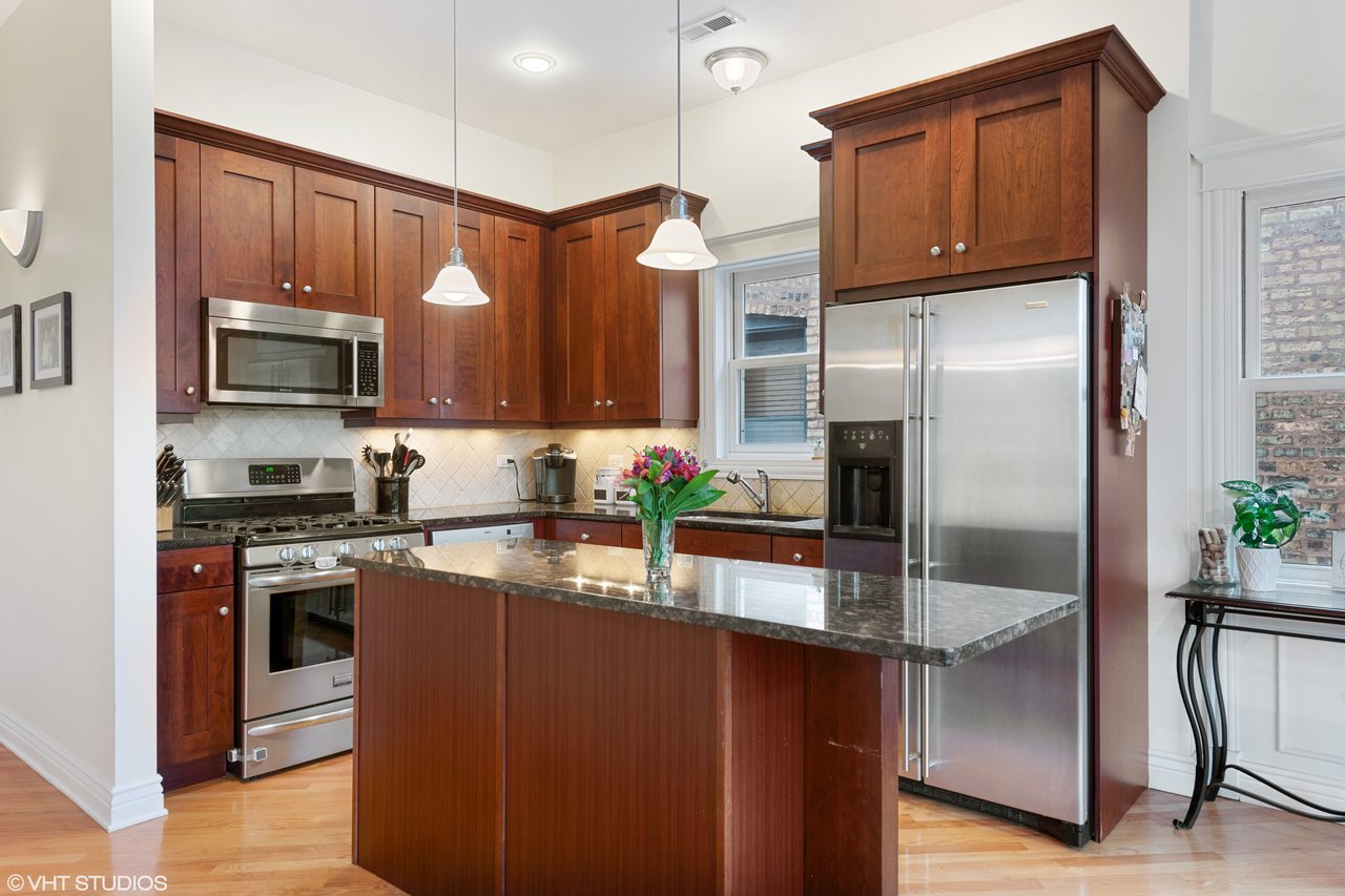 4216 N. Ashland Ave #3