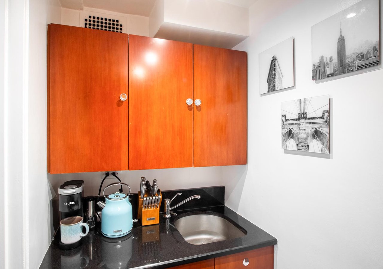 288 Lexington Avenue, Apt 1-C