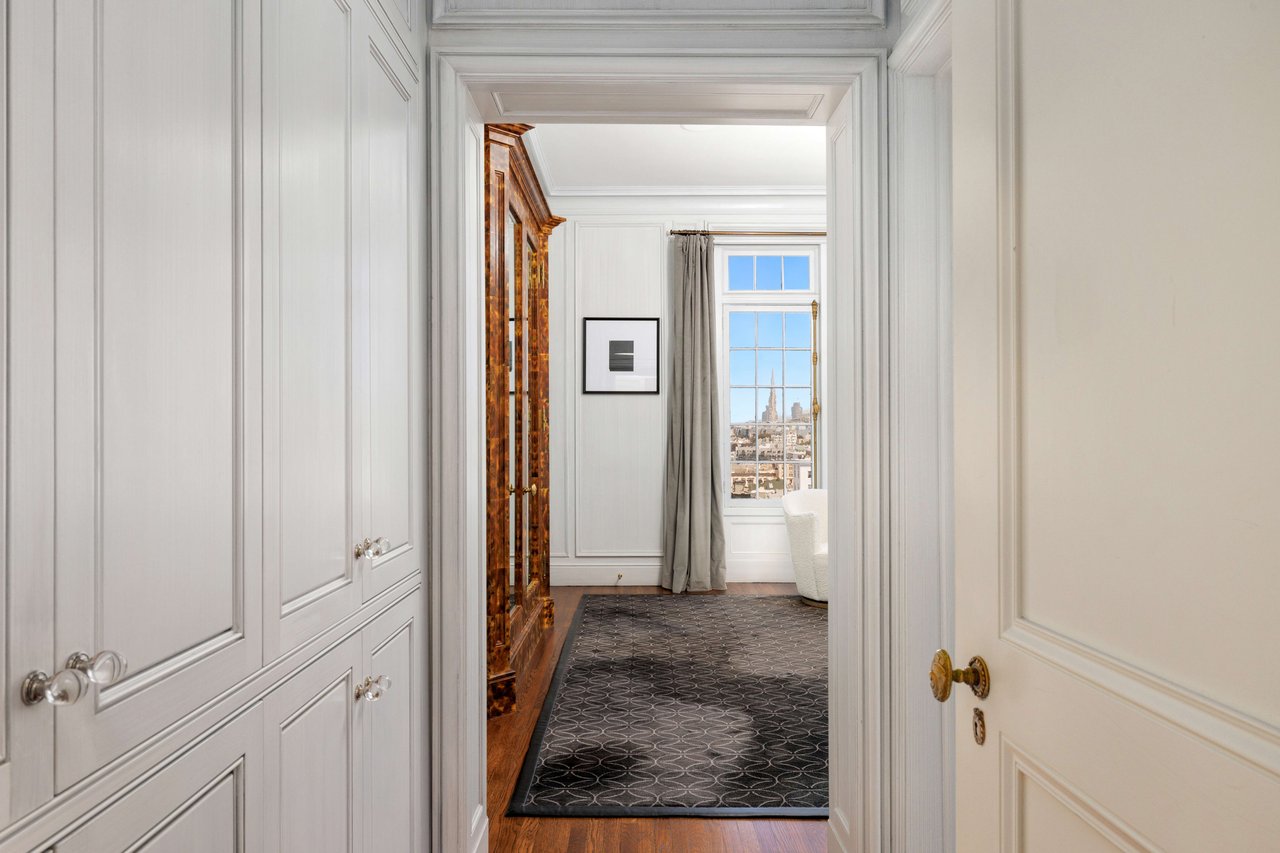 Grand Scale, Pre-War Apartment with North Bay Views