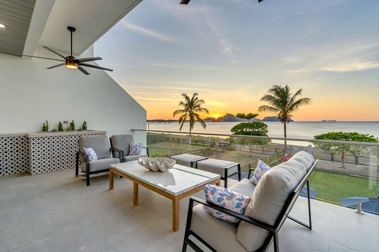 Villa Ballena | Sleek and Modern Beach House in Costa Rica