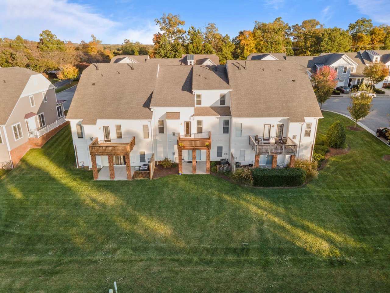 704 Abbey Village Circle