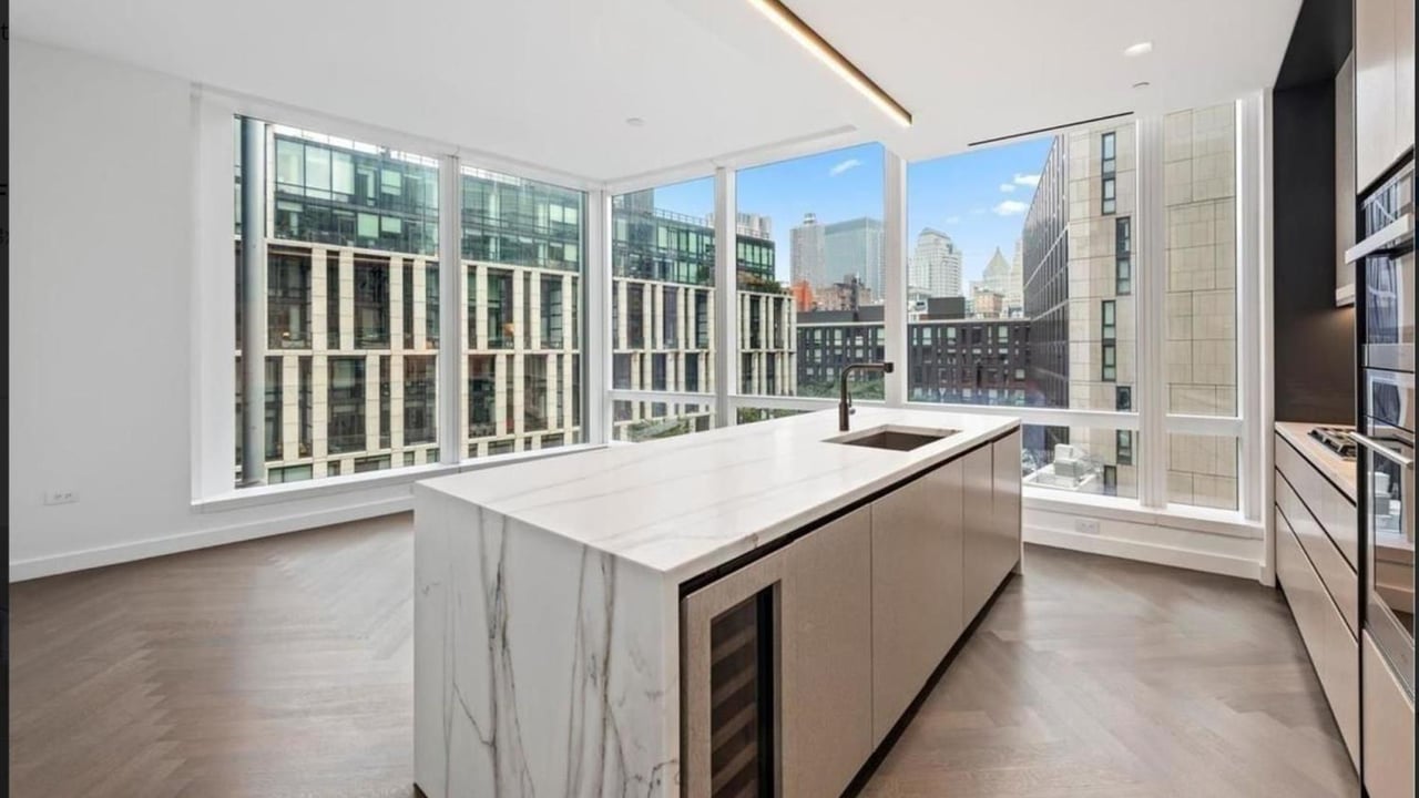 111 Murray Street, Apt 7B